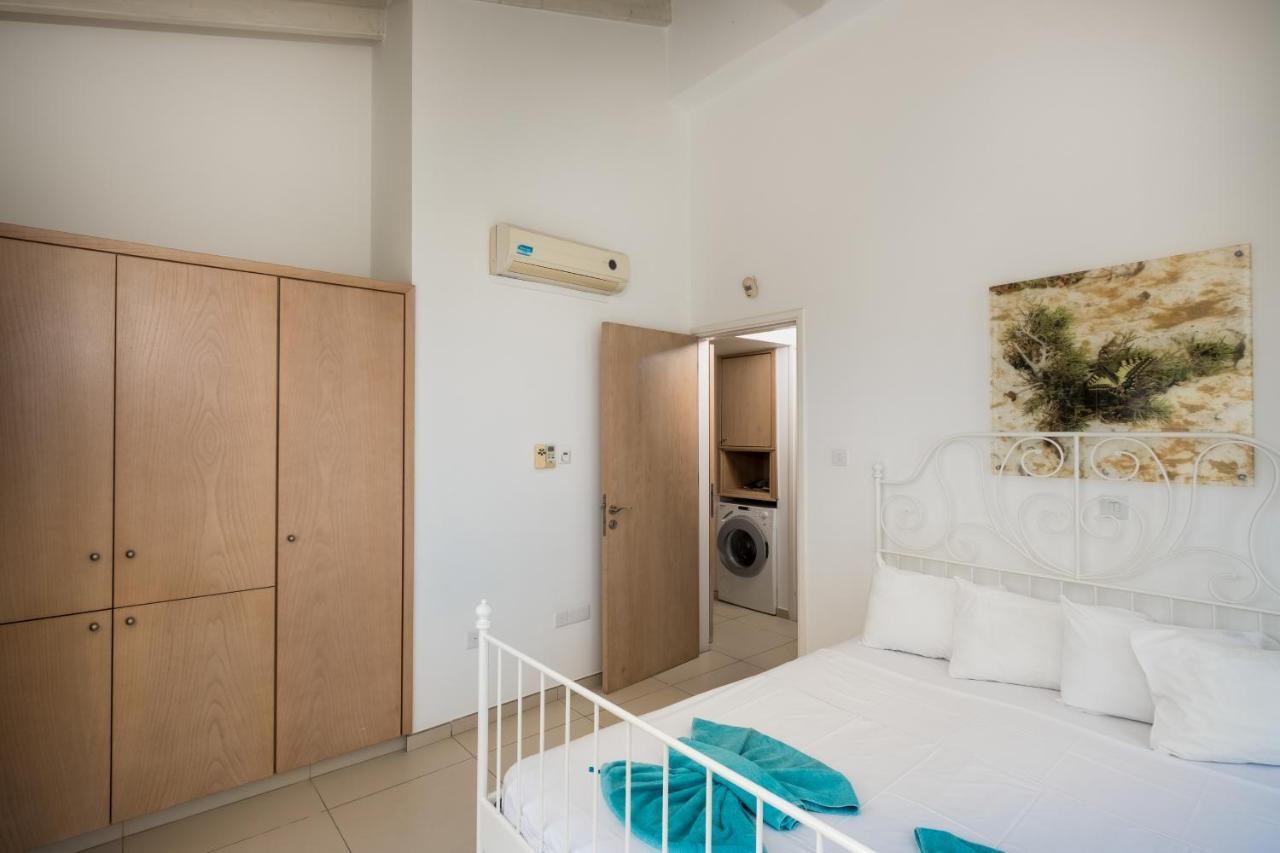 House 7, The Artisan Resort 普罗塔拉斯 外观 照片